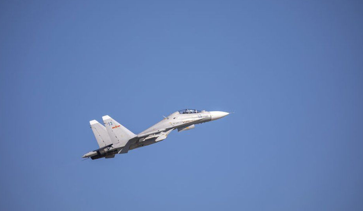 China sends 30 warplanes into Taiwan air defence zone